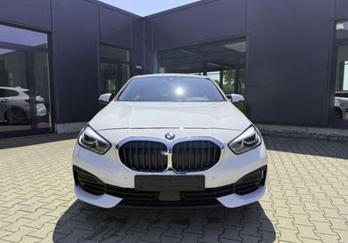 BMW 118, 2024