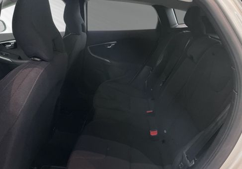 Volvo V40 Cross Country, 2018