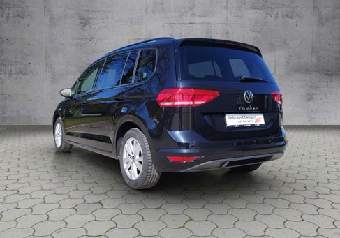 Volkswagen Touran, 2022 3