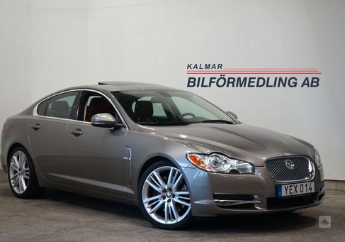 Jaguar XF, 2011