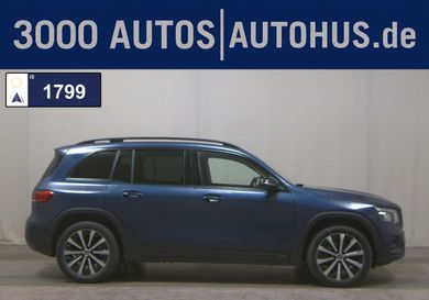 Mercedes-Benz 220, 2022