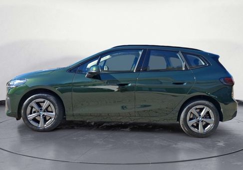 BMW 220, 2025 3