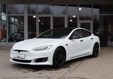 Tesla Model S, 2017