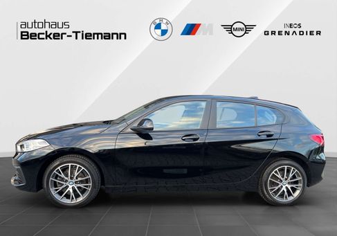BMW 118, 2023