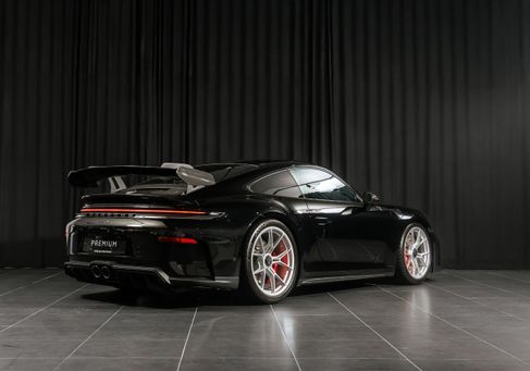 Porsche, 2025