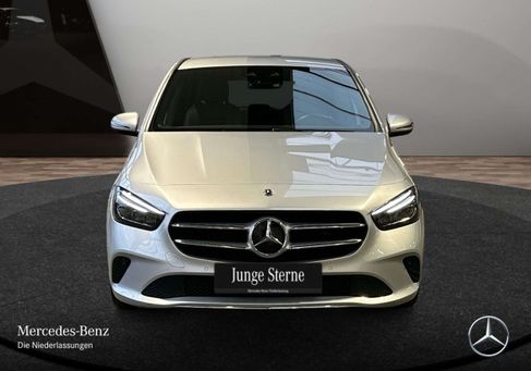 Mercedes-Benz B 220, 2021