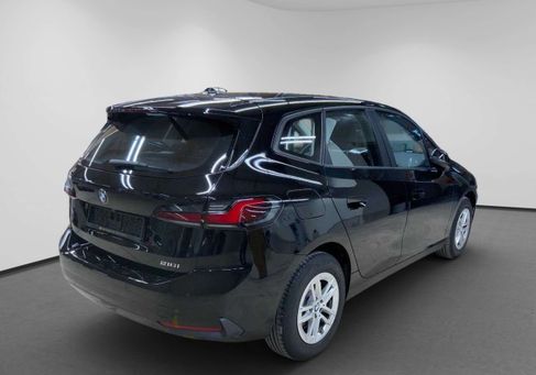 BMW 216, 2023 2