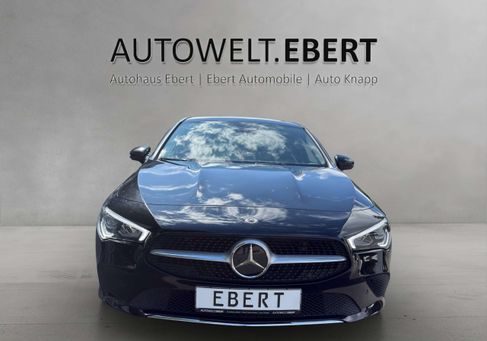 Mercedes-Benz CLA 200, 2022