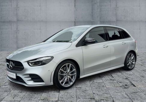 Mercedes-Benz B 250, 2023 2