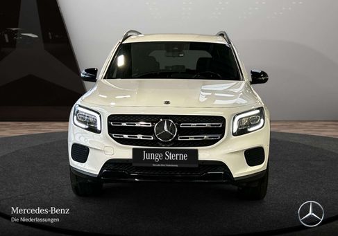 Mercedes-Benz GLB 200, 2022