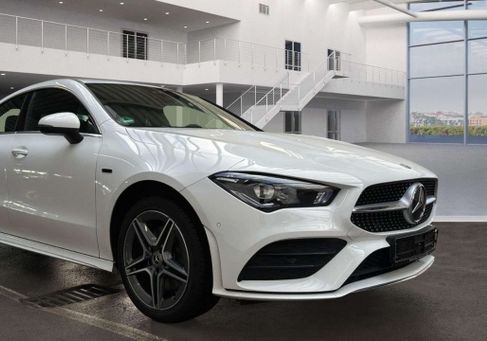 Mercedes-Benz CLA 250, 2021