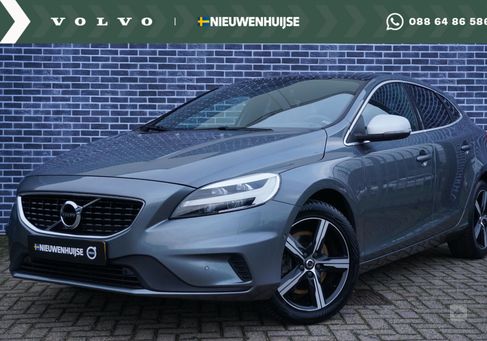 Volvo V40, 2019