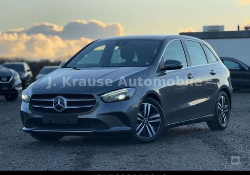 Mercedes-Benz B 200, 2021