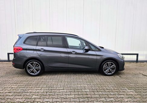BMW 220, 2022 3