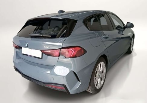 BMW 120, 2025