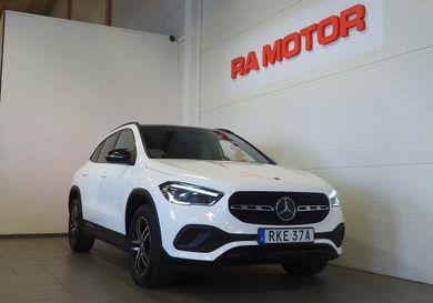 Mercedes-Benz GLA 200, 2021
