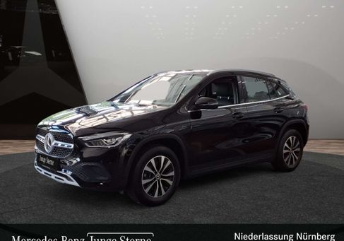 Mercedes-Benz GLA 250, 2021