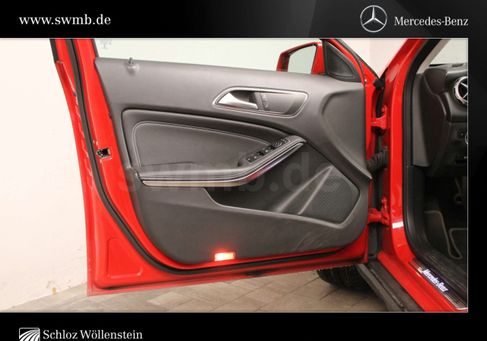Mercedes-Benz GLA 180, 2019