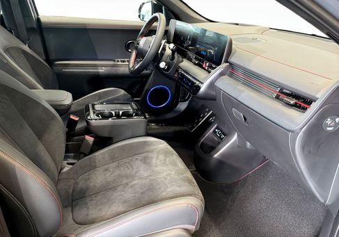 Hyundai IONIQ, 2026
