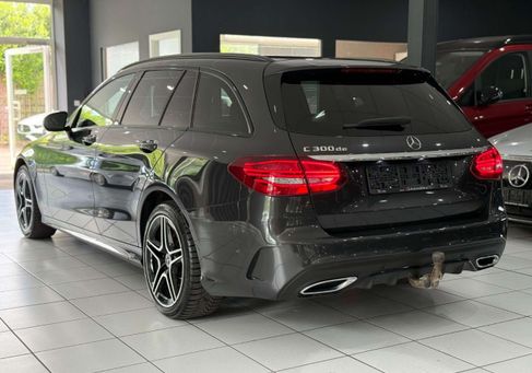 Mercedes-Benz C 300, 2021