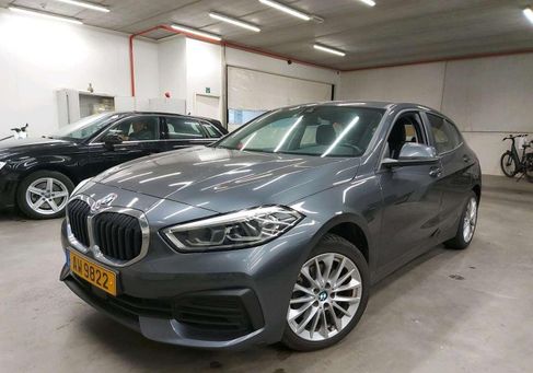 BMW 1 Serija, 2021