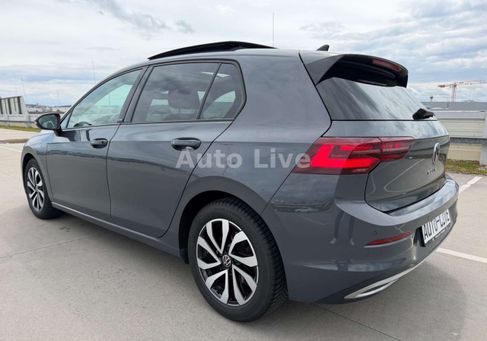 Volkswagen Golf, 2022 3