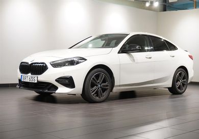 BMW 218, 2021