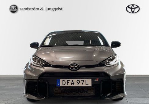 Toyota Yaris, 2024