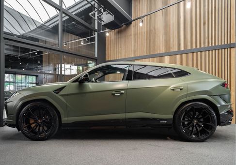 Lamborghini Urus, 2023
