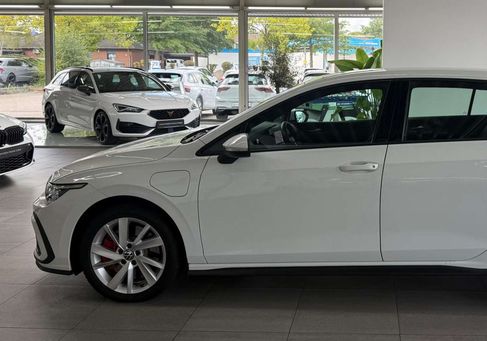 Volkswagen Golf, 2021 2