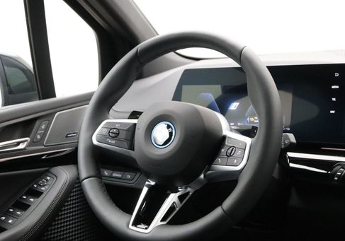 BMW 225 Active Tourer, 2026