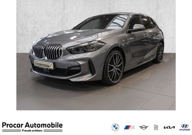 BMW 120, 2022