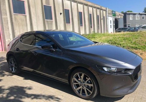 Mazda 3, 2022