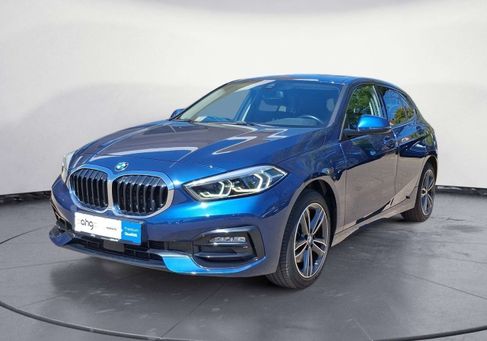 BMW 118, 2022