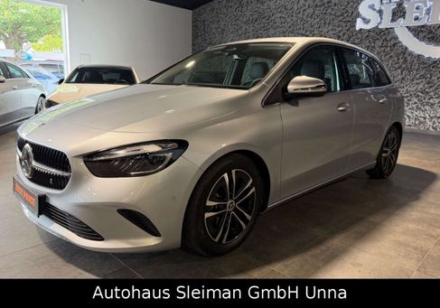 Mercedes-Benz B 200, 2025 3