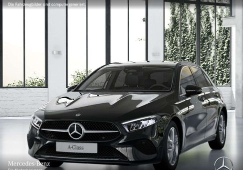 Mercedes-Benz A 180, 2025