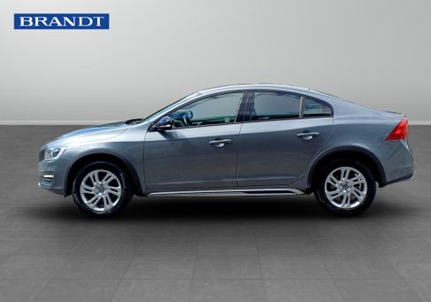 Volvo S60 Cross Country, 2018