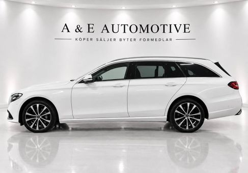 Mercedes-Benz E 300, 2022 2