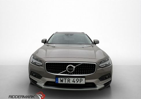 Volvo V90 Cross Country, 2021