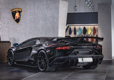 Lamborghini Aventador, 2019