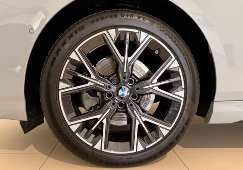 BMW 120, 2025