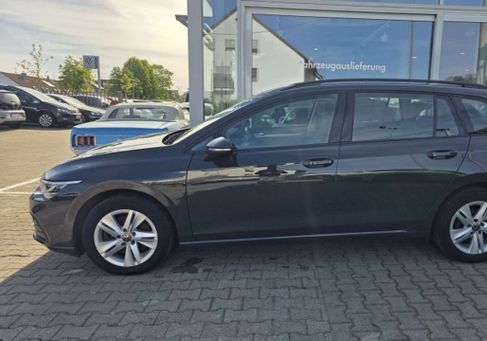 Volkswagen Golf, 2022 3