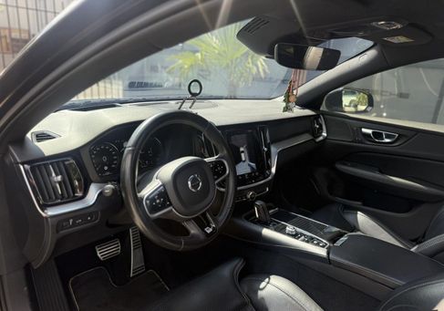 Volvo V60, 2020 3