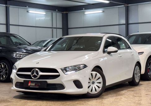 Mercedes-Benz A 160, 2021