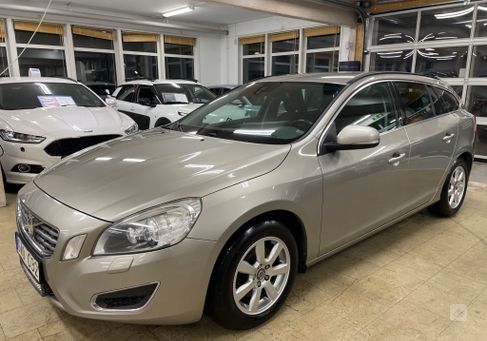 Volvo V60, 2013