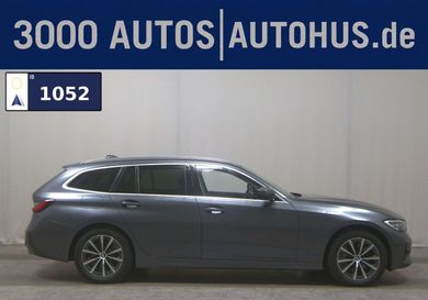 BMW 330, 2022