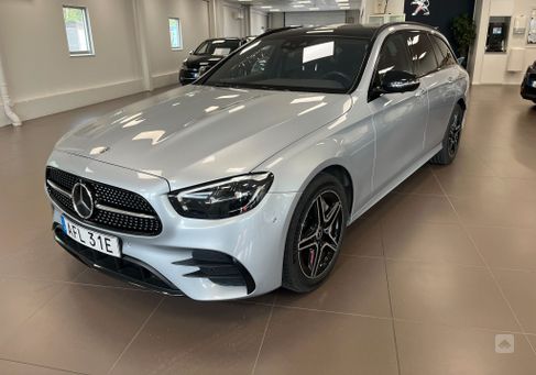 Mercedes-Benz E 300, 2022