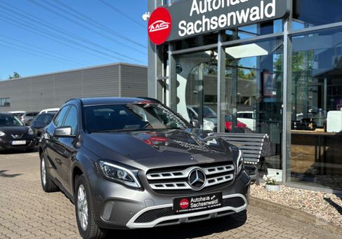 Mercedes-Benz GLA 180, 2017
