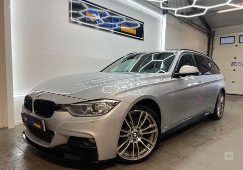 BMW 330, 2013