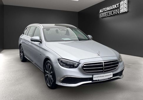 Mercedes-Benz E 300, 2021